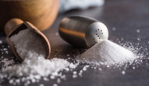 Salz in verschiedenen Körnungen