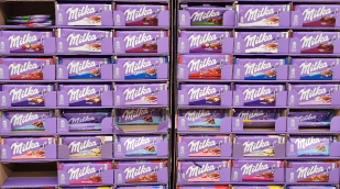Milka-Verpackungen in Aufsteller Milka-Verpackungen in Aufsteller